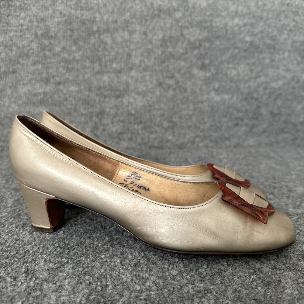 Vintage 60s Andrew Geller Pumps Womens 8B Beige Leather Buckle Kitten Heel Shoes - Picture 5 of 14